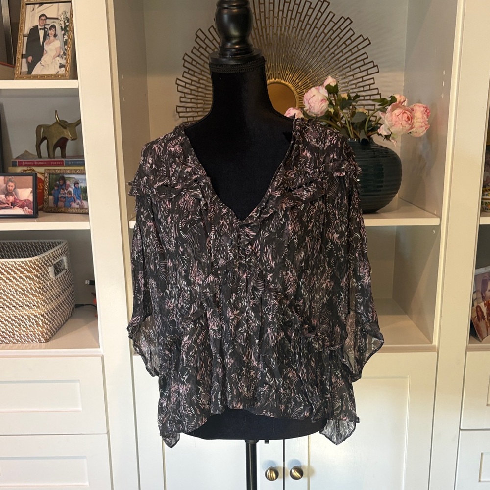 Sheer, breezy IRO Gray & Pink Floral V-Neck Women's Top